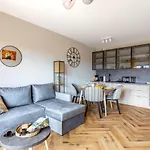 C2 Z Basenem, Sauna, Jacuzzi - 5d Διαμέρισμα