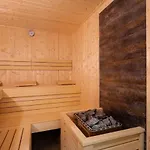 C2 Z Basenem, Sauna, Jacuzzi - 5d Διαμέρισμα